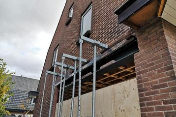 Poutrel steken,poutrel plaatsen.0466445657