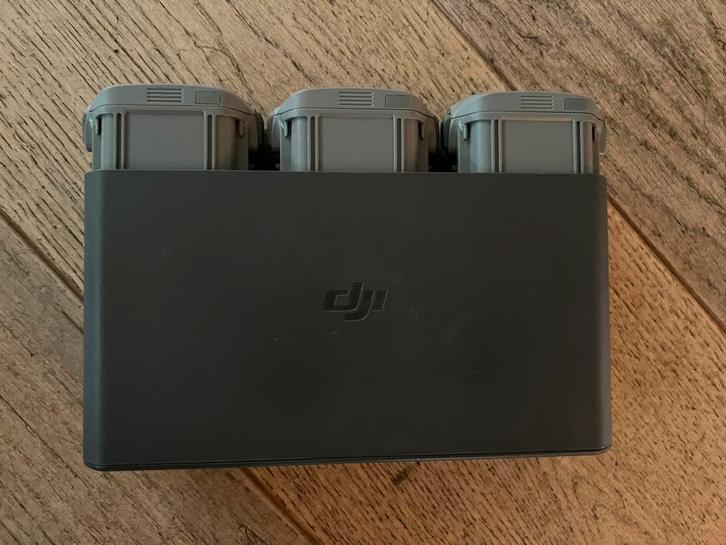 dji air 3s accu’s, TV, Hi-fi & Vidéo, Drones, Comme neuf, DJI, Enlèvement ou Envoi