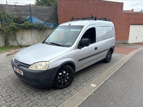 Opel Combo 17di 60cv an04 Utilitaire 2pl da ve vc radio Usb, Auto's, Bestelwagens en Lichte vracht, Bedrijf, Te koop, ABS, Airbags