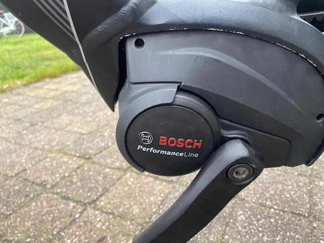 Dutch ID infinity bj 2022 3200 km SZ 57 Bosch performance, Fietsen en Brommers, Elektrische fietsen, Zo goed als nieuw, Batavus