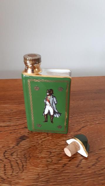 Cognac Camus Napoleon Limoges flesje beschikbaar voor biedingen