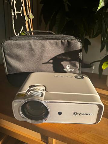 Videoproyector Vankyo 430 W, Audio, Tv en Foto, Beamers, Ophalen, Zo goed als nieuw