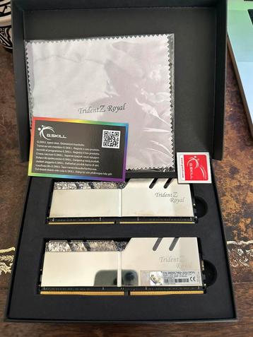 32Go 3600Mhz G.Skill Trident Z Royal Silver  beschikbaar voor biedingen