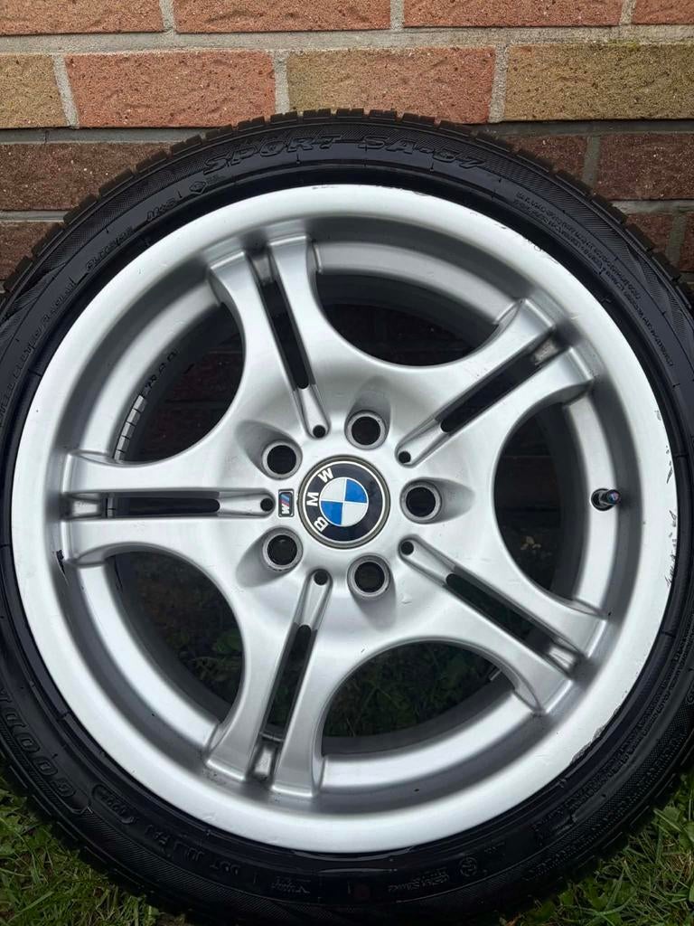 Jantes BMW M d'origine avec des pneus presque neufs, Particulier, Achat