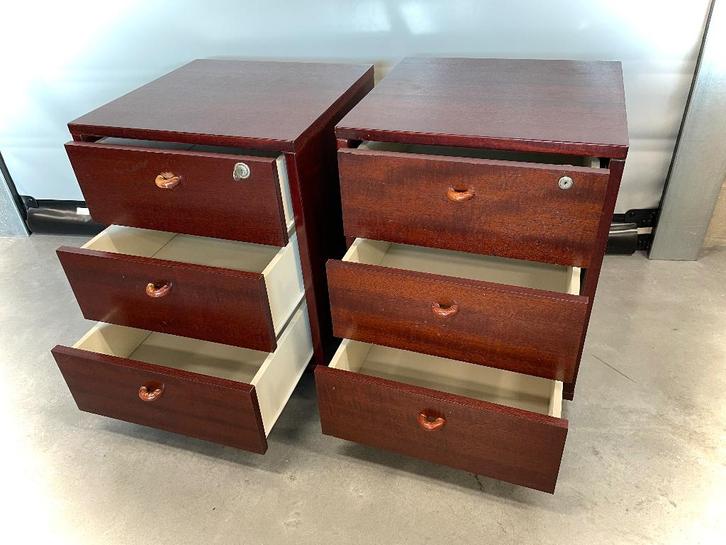 2x ladekastje op wielen, Maison & Meubles, Armoires | Commodes, Utilisé, Enlèvement