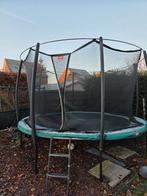 Trampoline van Berg, Ophalen