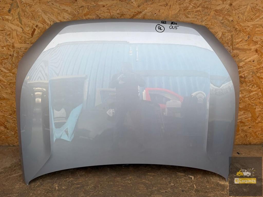 Audi Q2 81A capot moteur, AUDI AG, Auto-Union-Strasse 1
85045  Ingolstadt, DE, Audi, Utilisé