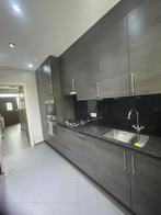 Nieuwe keuken in prachtige staat, Ophalen, Bruin, Graniet of Steen, Enkelwandige keuken