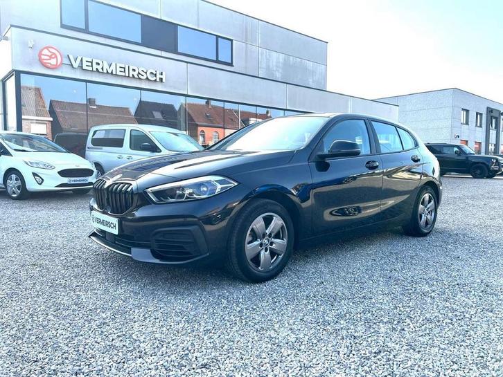 BMW 116 116iA*AUTOMAAT*APPLE-CARPLAY*CAMERA*, Auto's, BMW, 1 Reeks, ABS, Airbags, Airconditioning, Android Auto, Apple Carplay
