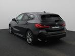 BMW 1 Reeks Hatch 116iA (80 kW) M Pakket | LEDER | Sfeerverl, Auto's, BMW, Gebruikt, Zwart, 5 zetels, 3 cilinders