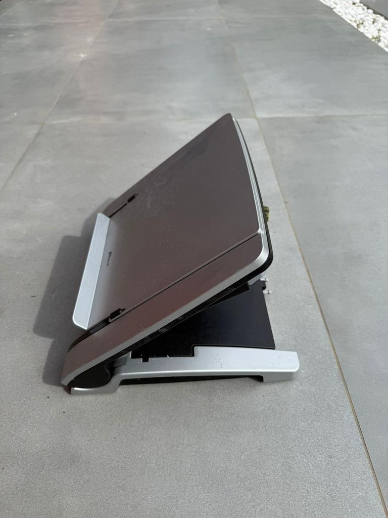 Computer stand, Ophalen of Verzenden, Zo goed als nieuw