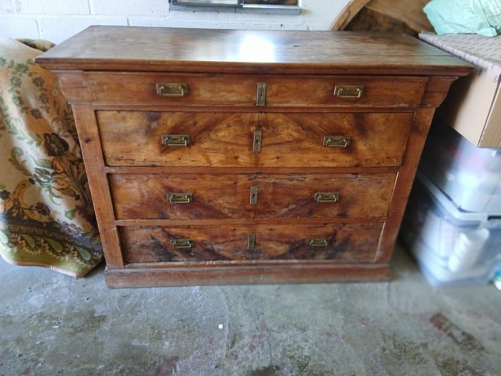 commode, Enlèvement