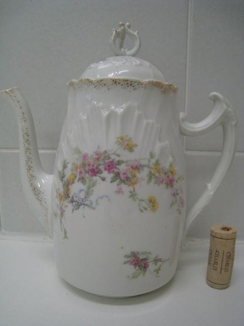 Porseleinen koffiepot, Antiek en Kunst, Antiek | Porselein, Ophalen