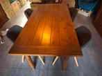 Mooie tafel met 4 stoelen, Huis en Inrichting, Ophalen