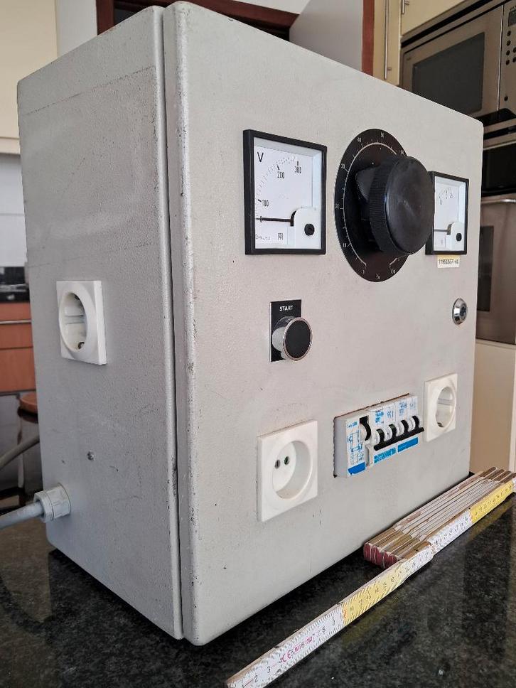 Voedingsbord, Doe-het-zelf en Bouw, Gereedschap | Overige machines, Zo goed als nieuw, Ophalen