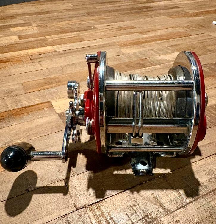 Vintage Penn 209 Level Wind–Made in USA (Jaren 70) Topstaat!, Watersport en Boten, Hengelsport | Algemeen, Gebruikt, Molen, Ophalen