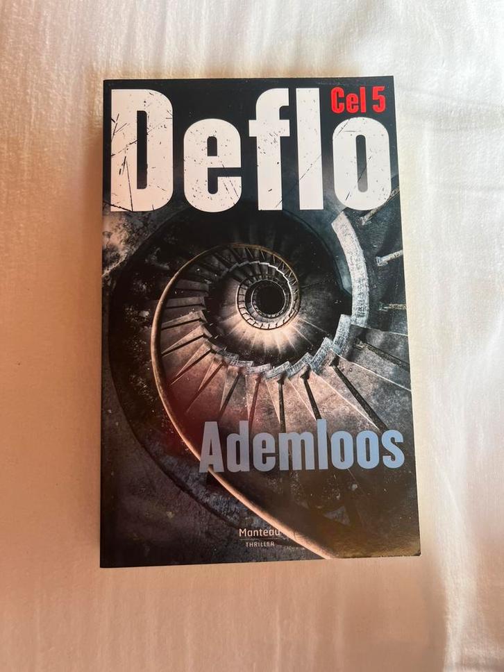 Deflo - Ademloos, Livres, Thrillers, Enlèvement ou Envoi