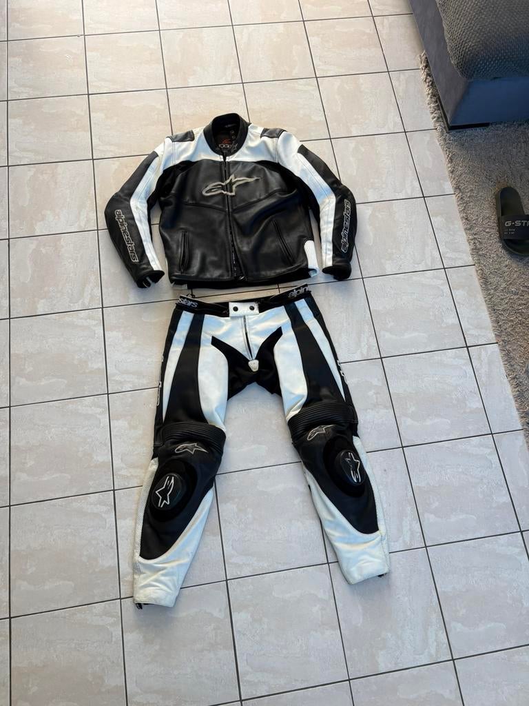 Combi Alpinestars 2 pieces T52, Enlèvement, Combinaison