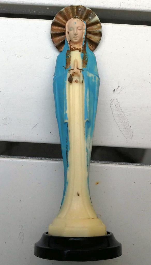 Vintage Mid-Century dashboard Maria beeldje met magneet., Verzamelen, Religie, Gebruikt, Christendom | Katholiek, Beeld(je), Ophalen of Verzenden