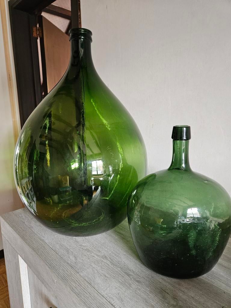 Dame Jeanne, Huis en Inrichting, Ophalen