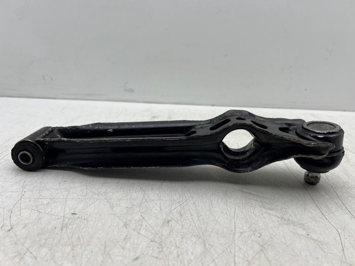 Draagarm rechts-voor van een Suzuki Alto, Gebruikt, -, -, Ophalen of Verzenden