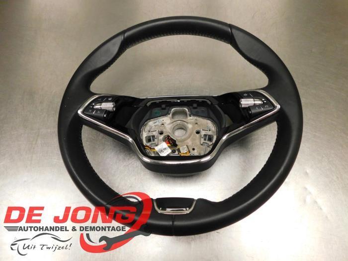 Volant d'un Skoda Kodiaq, Autos : Pièces & Accessoires, Commande, Skoda, Utilisé, 3 mois de garantie, Enlèvement ou Envoi