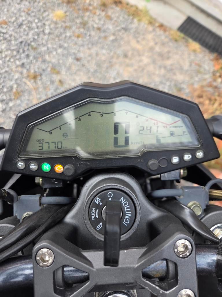 Sym nhx 125 motorfiets, Ophalen