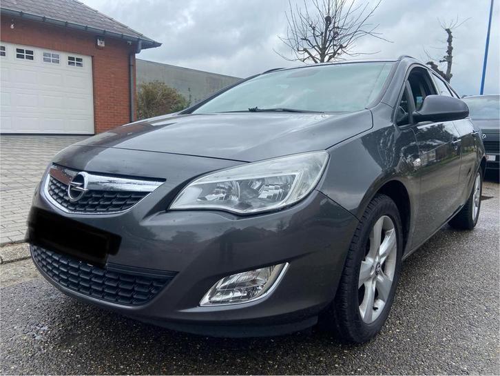 Opel Astra 1.7 cdti euro 5, Autos, Opel, Particulier, Astra, Diesel, Euro 5, 5 portes, Boîte manuelle, Argent ou Gris, Noir, Tissu