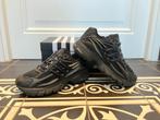 Adidas Adistar Jellyfish Pharrel Williams Triple Black 43, Neuf, Enlèvement ou Envoi, Baskets, Noir