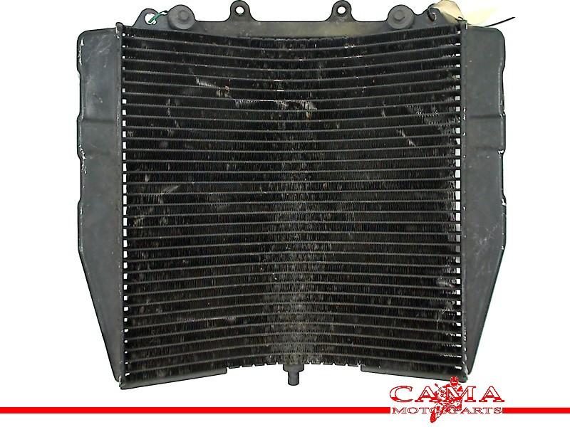 RADIATEUR EAU Suzuki GSX R 750 1992-1995 (GSXR 750 GR7B), Motos, Dhr. S. di Majo, Utilisé, Info@cama-motorparts.nl, P.J. Troelstraweg 8 8
3144 CX  MAASSLUIS, NL