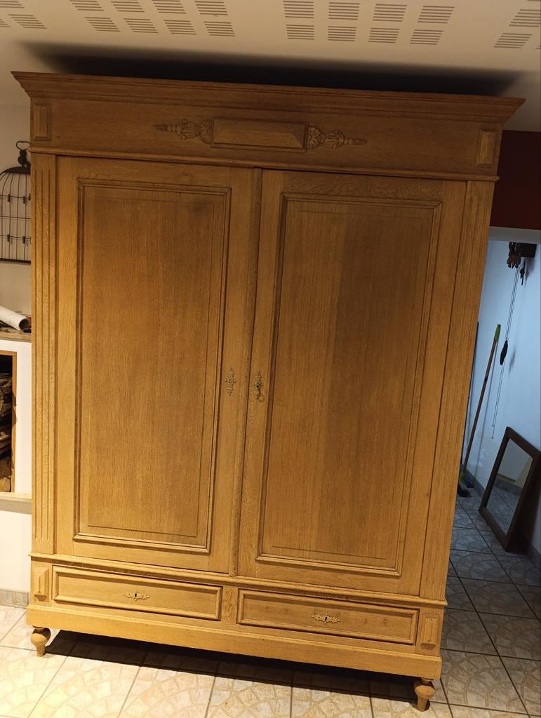 meuble en chêne aérogommer, Antiquités & Art, Antiquités | Meubles | Armoires