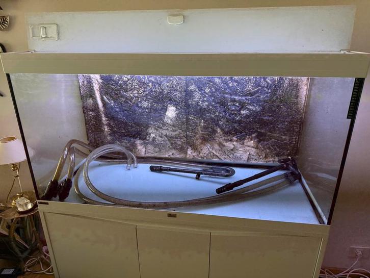 Aquatlantis aquarium volga, Animaux & Accessoires, Poissons | Aquariums & Accessoires, Utilisé, Éclairage ou Chauffage, Enlèvement