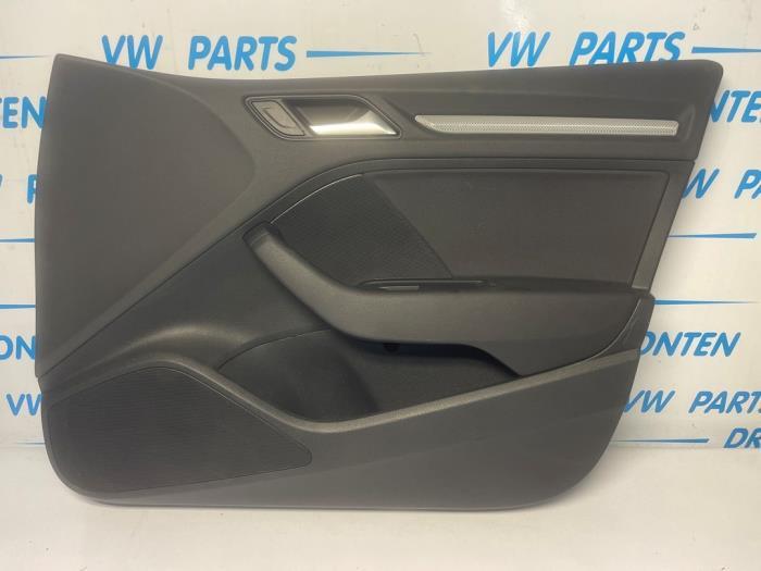 Portierbekleding 4Deurs rechts-voor van een Audi A3, Gebruikt, -, -, -