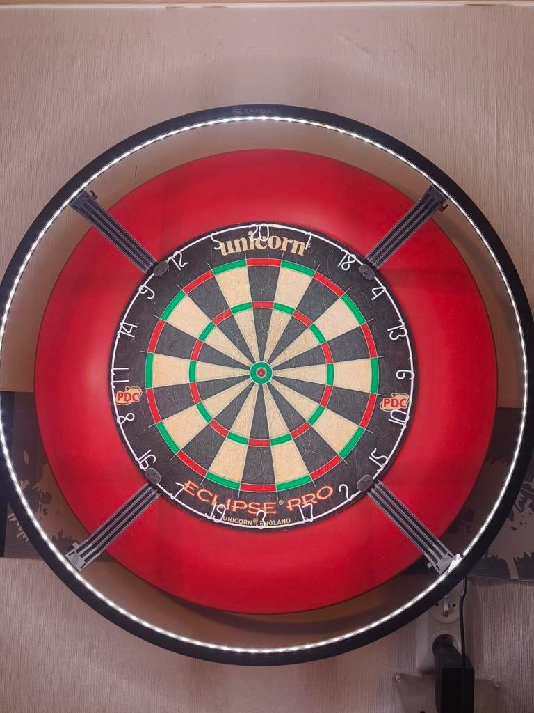 Darts met extra toebehoren, Enlèvement