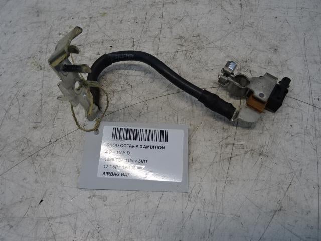 AIRBAG DIVERS Skoda Octavia Combi (5EAC) (5Q0915181K), Autos : Pièces & Accessoires, Utilisé, Skoda