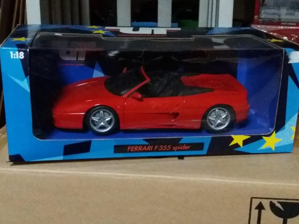 Ut Models 1/18 Ferrari 355 Spider, Hobby & Loisirs créatifs, Voitures miniatures | 1:18, Enlèvement ou Envoi, Comme neuf, Voiture