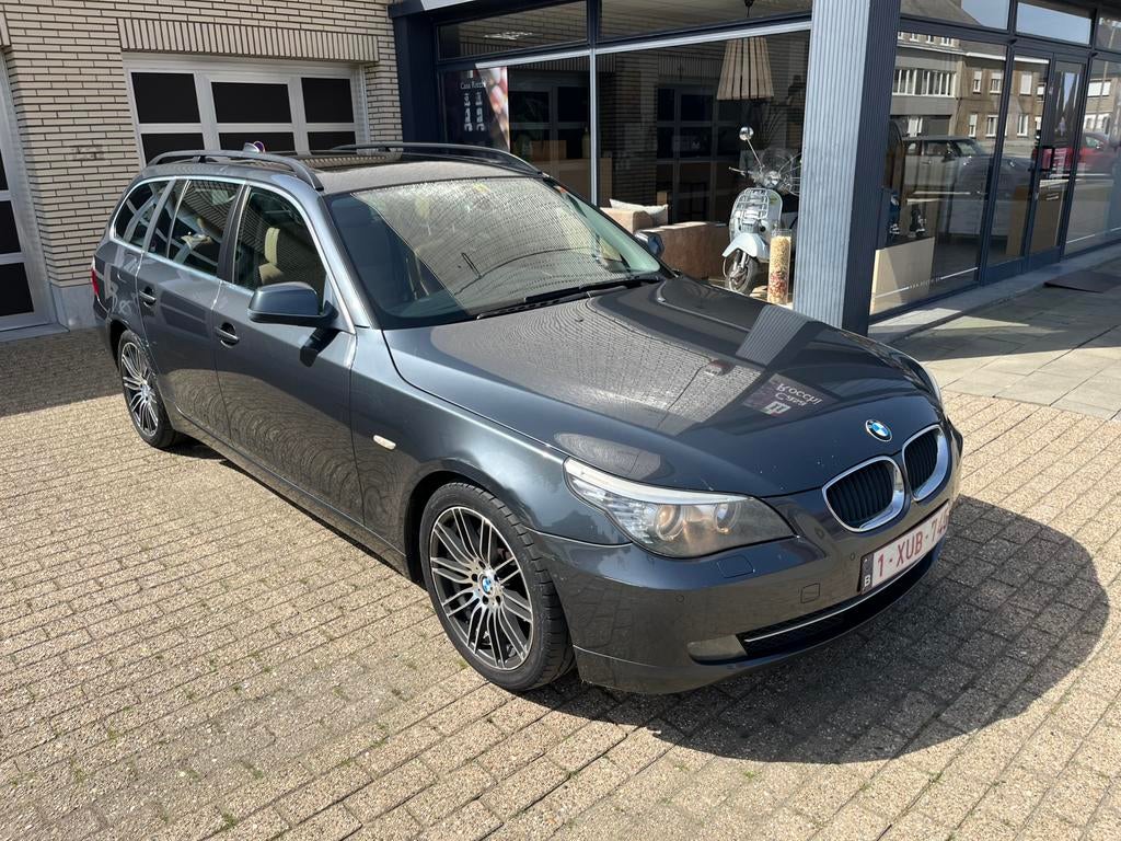 BMW 520d/Facelift ! /5 EUROS ! /INSPECTION À BLANC !, Autos, Boîte manuelle, Entretenue par le concessionnaire, Particulier, Electronic Stability Program (ESP)