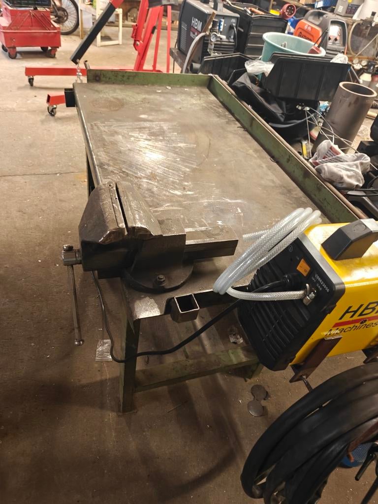 Lasbank / metalen werkbank, Ophalen