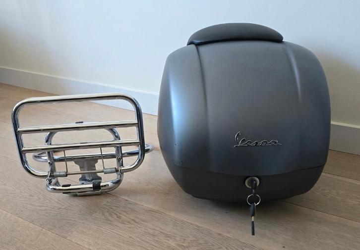 Topcase met drager Vespa GTS / GT / GTV, Motoren, Accessoires | Koffers en Tassen, Nieuw, Ophalen of Verzenden