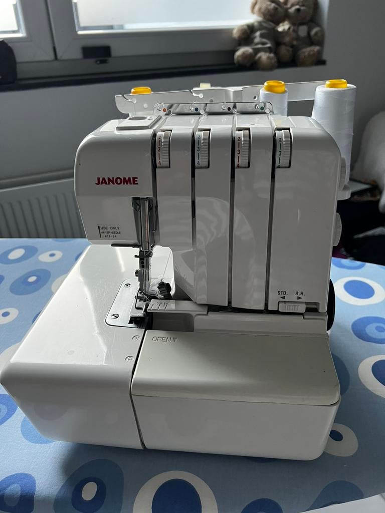 Surjet Janome MyLock 644D, Hobby & Loisirs créatifs, Enlèvement, Utilisé, Surjeteuse, Janome