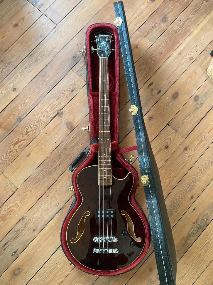 Ibanez Artcore AGB140 Basgitaar Bass, Muziek en Instrumenten, Snaarinstrumenten | Gitaren | Bas, Gebruikt, Elektrisch, Ophalen