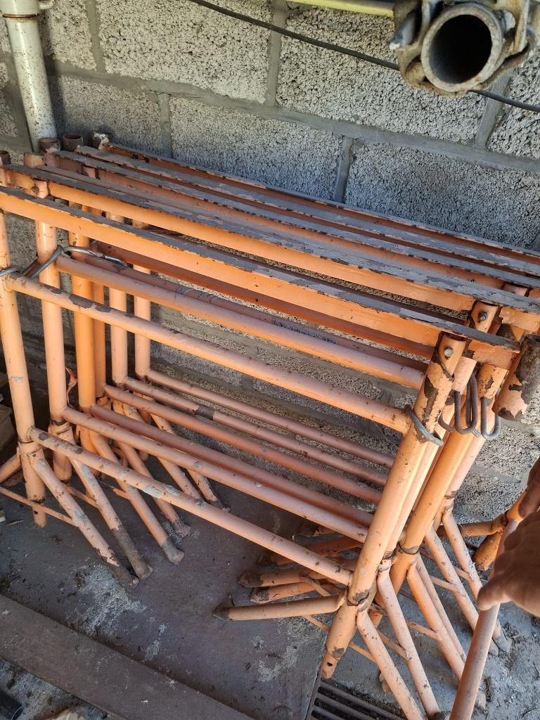 Metalen schragen – 7 stuks, Hobby en Vrije tijd, Overige Hobby en Vrije tijd, Gebruikt, Ophalen