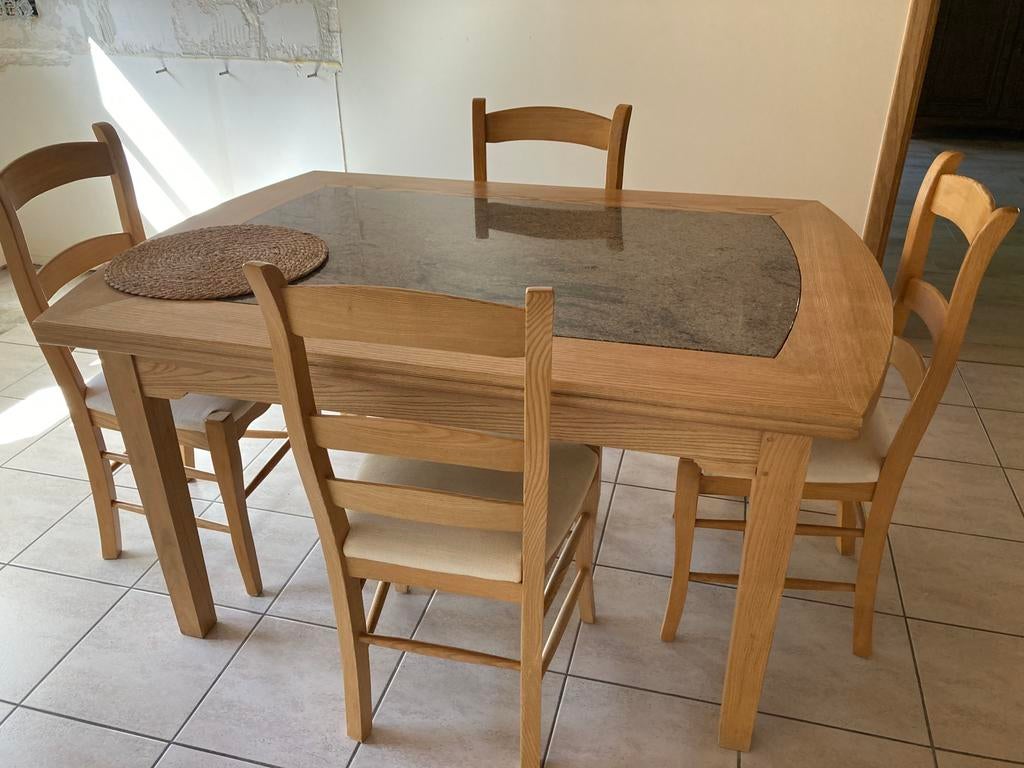 Keukentafel in es ( massief met lade ) met granieten blad, Huis en Inrichting, Ophalen, Gebruikt