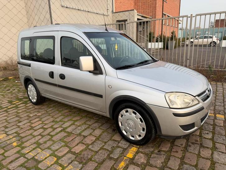 Opel Combo 1.4i *80.000 Km*2006*PROPER*AIRCO*GOEDE STAAT*, Auto's, Opel, Particulier, Combo Tour, ABS, Airbags, Boordcomputer
