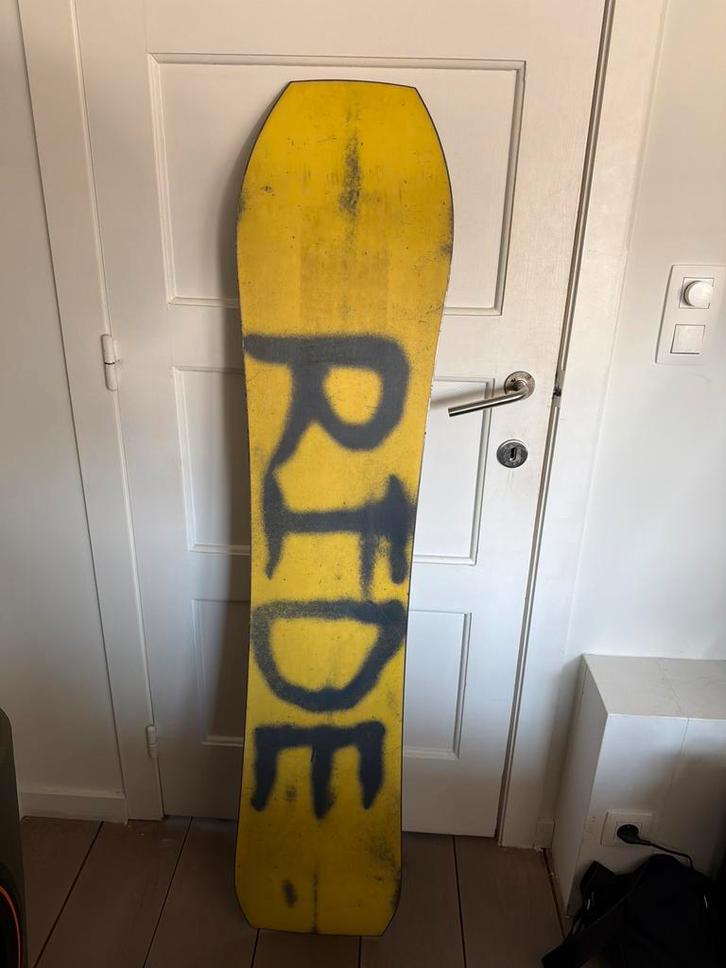 Ride Warpig Snowboard 147cm (Small) – top all-mountain board, Sports & Fitness, Snowboard, Comme neuf, Planche, Enlèvement