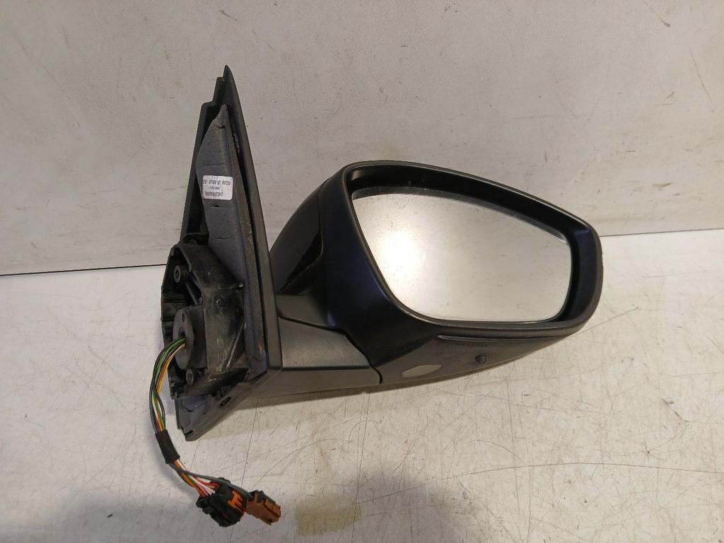 Spiegel buiten rechts elektrisch Peugeot 308, Onderdelen@venauto.nl, Van der Ven Autorecycling B.V., Gebruikt, Ettenseweg 76, 4706 PB Roosendaal, The Netherlands