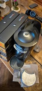 Nespresso VERTUO Plus, Electroménager, Machine à espresso, Réservoir d'eau amovible, Dosettes et capsules de café, 1 tasse