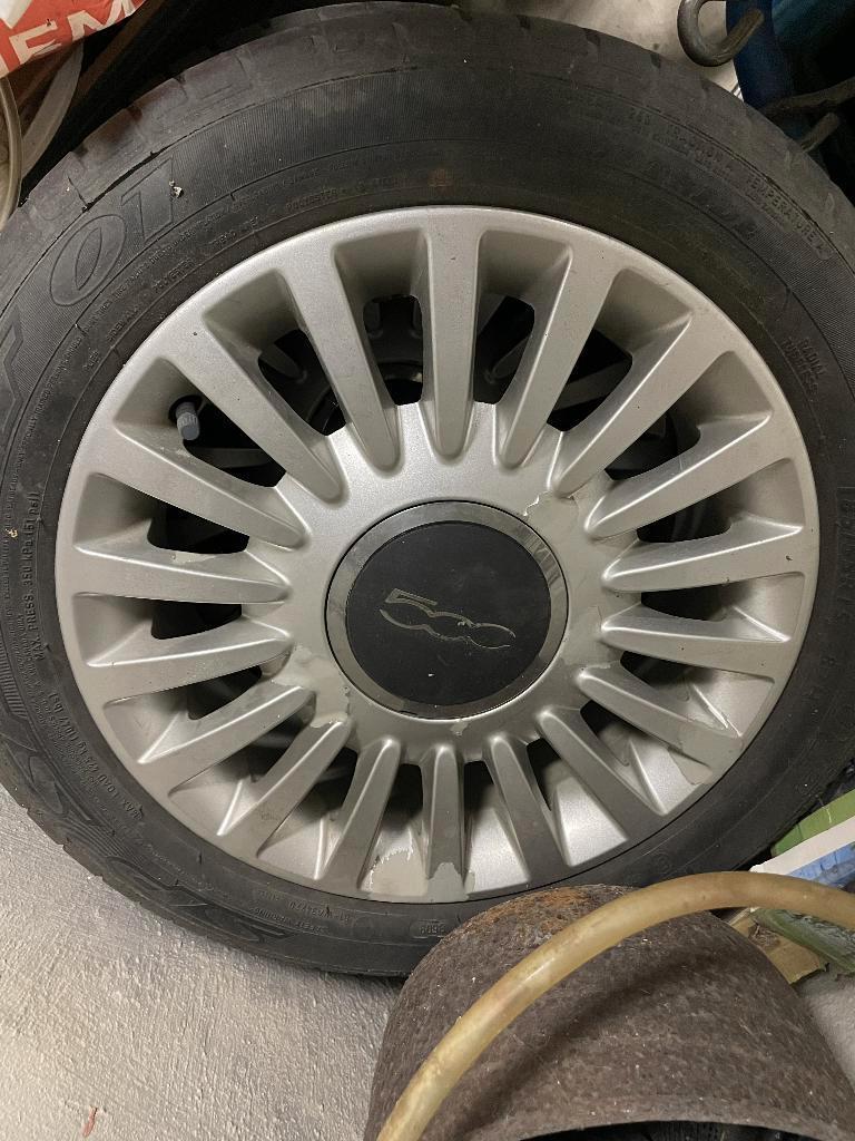 Originele Fiat 500 autobanden & -velgen, Ophalen, Gebruikt, 15 inch, Velg(en)