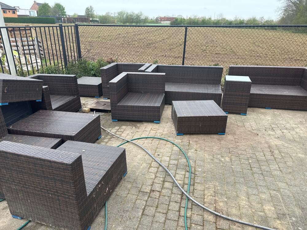 Gratis - lougeset + kussens, Ophalen, Kunststof, Gebruikt, Meer dan 8 zitplaatsen