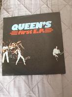 S - Queen ‎– Queen's First E.P. - 1977, Cd's en Dvd's, Vinyl Singles, 7 inch, Single, Ophalen of Verzenden, Zo goed als nieuw
